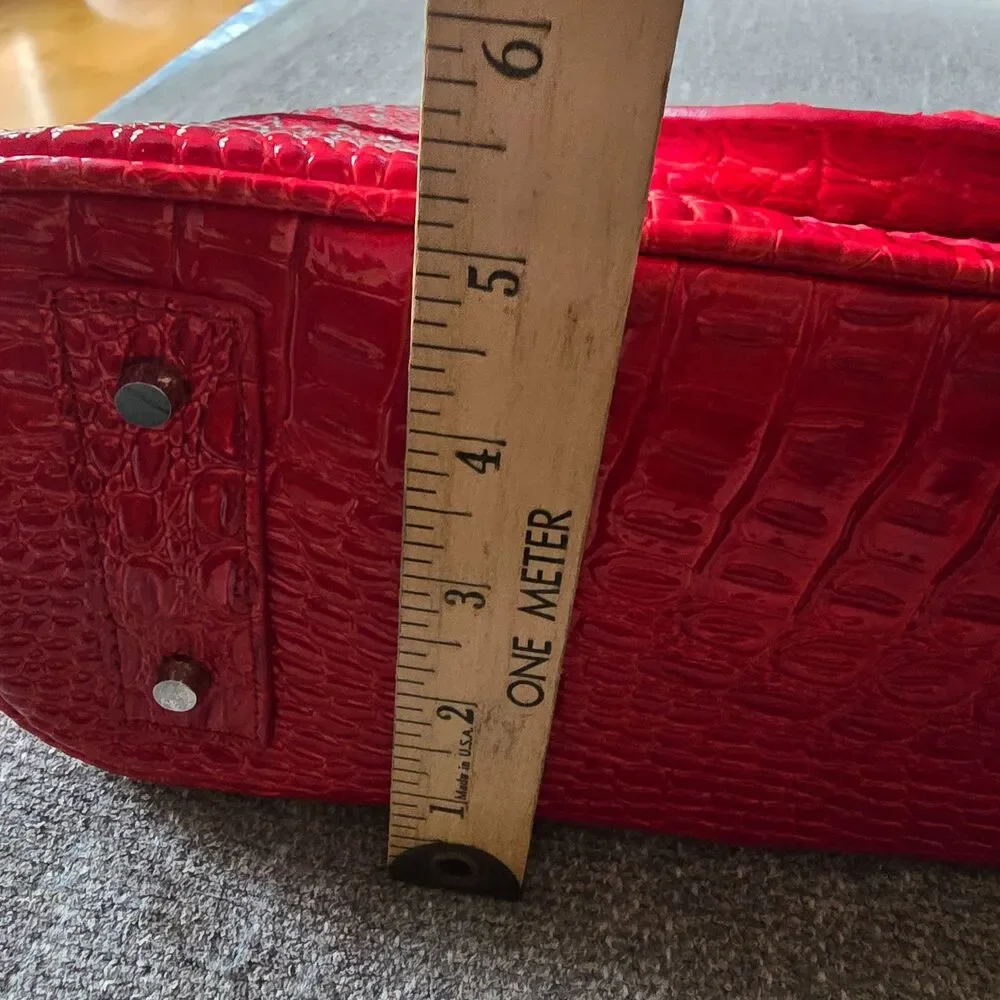 EUC STAUER Red Croc Embossed Hard Leather Handbag Purse Unused Clean animal